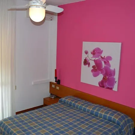 Azzurra Hotel