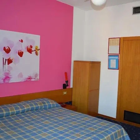 Azzurra Hotel